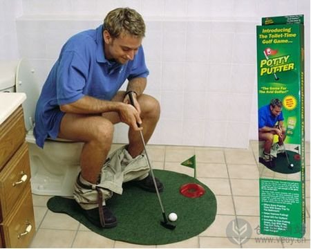 在厕所打高尔夫的创意小玩意