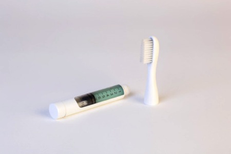 一体化设计的创意牙膏牙刷