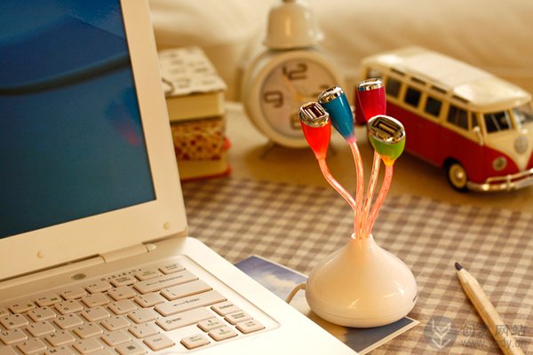 发芽样式的创意USB分线器
