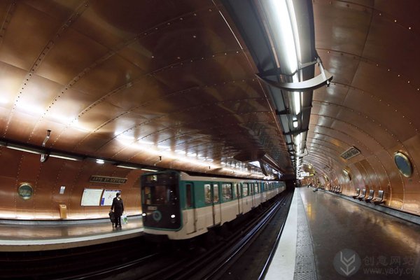 Arts et Métiers地铁站，巴黎